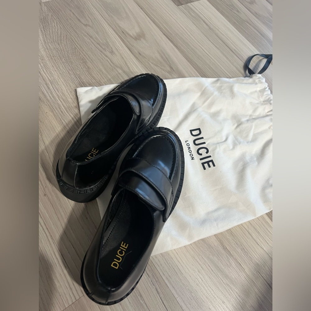 Ducie Riley Loafer Women’s Black Shoes size 36